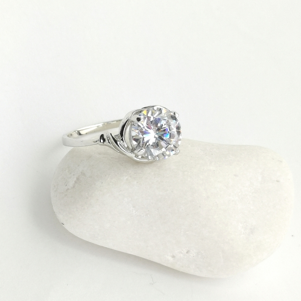 2cts Cz Solitaire Ring In Sterling Silver Size 9 Engagement